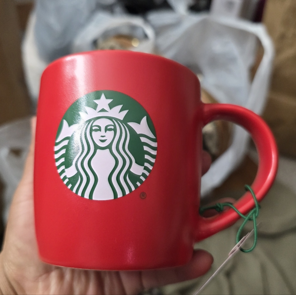 NEW Starbucks 2025 Classic Red Coffee Mug 11 Oz Mermaid Logo Matte Finish NEW - Picture 7 of 8